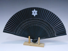 画像をギャラリービューアに読み込む, 婦人用夏扇子 「BAKI柄扇子」総BAKI柄 黒地(山武扇舗)