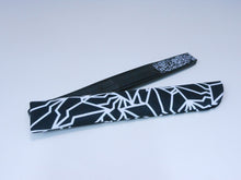 画像をギャラリービューアに読み込む, 婦人用夏扇子 「BAKI柄扇子」総BAKI柄 黒地(山武扇舗)