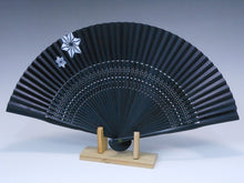 画像をギャラリービューアに読み込む, 婦人用夏扇子 「BAKI柄扇子」天BAKI柄 黒地(山武扇舗)