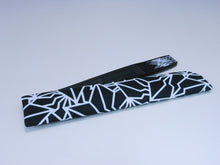 画像をギャラリービューアに読み込む, 紳士用夏扇子 「BAKI柄扇子」天BAKI柄 黒地(山武扇舗)