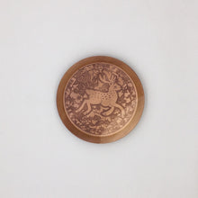 画像をギャラリービューアに読み込む, 小皿-鹿彫刻-(Sansai)