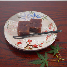 画像をギャラリービューアに読み込む, 四季草花 コーヒー碗皿-梅・桜・鉄線・萩-(俊山窯)