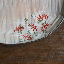 画像をギャラリービューアに読み込む, 四季草花 楕円皿-梅・桜・鉄線・萩-(俊山窯)