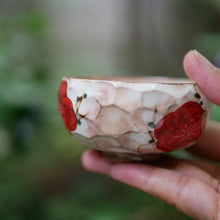 画像をギャラリービューアに読み込む, 面取りぐい吞み-紅白梅-(俊山窯)