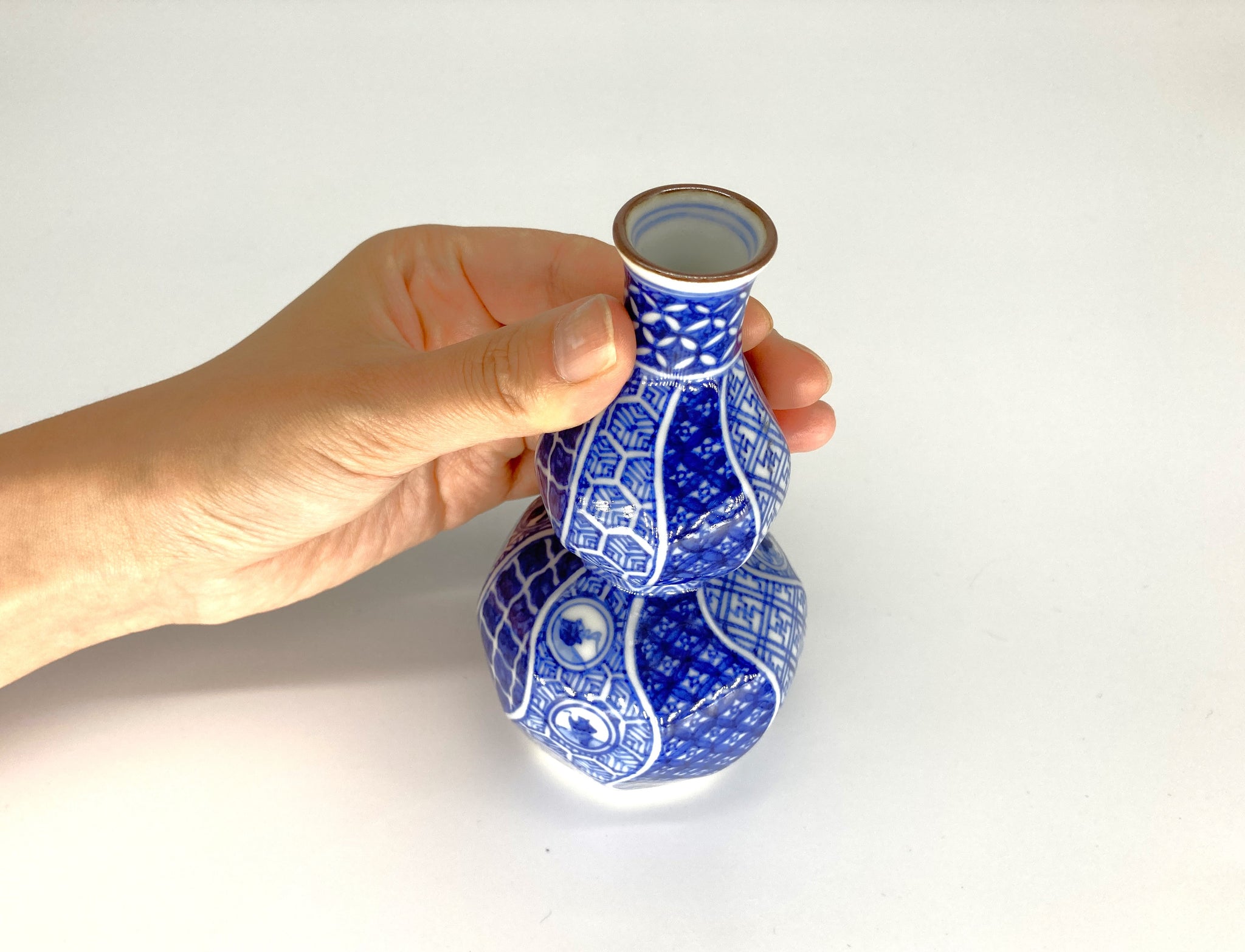 染付祥瑞徳利（京焼 岩華） – 京の逸品物語