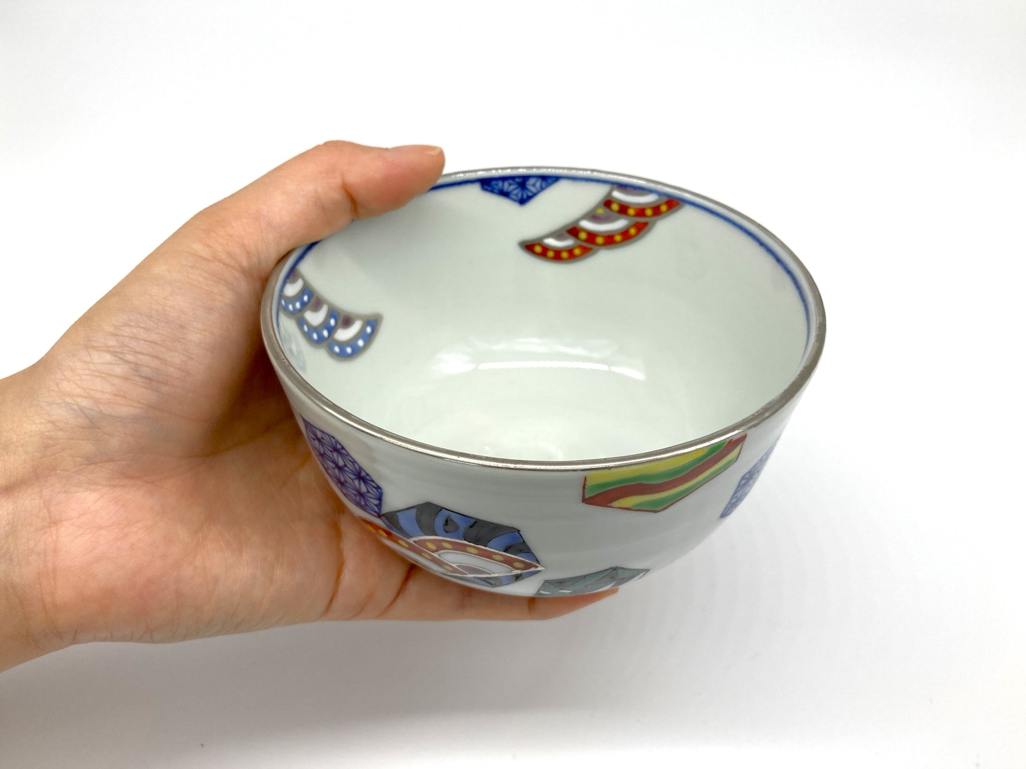 白金彩亀甲紋茶碗（京焼 岩華） – 京の逸品物語